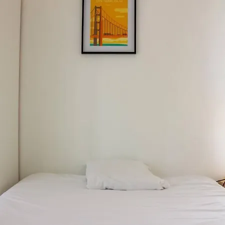 Apartment Zenbnb - Triade - Colocation - Chambre White - Wifi - Centre-ville Annemasse