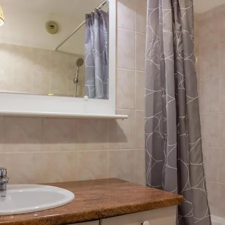Zenbnb - Triade - Colocation - Chambre White - Wifi - Centre-ville Apartment